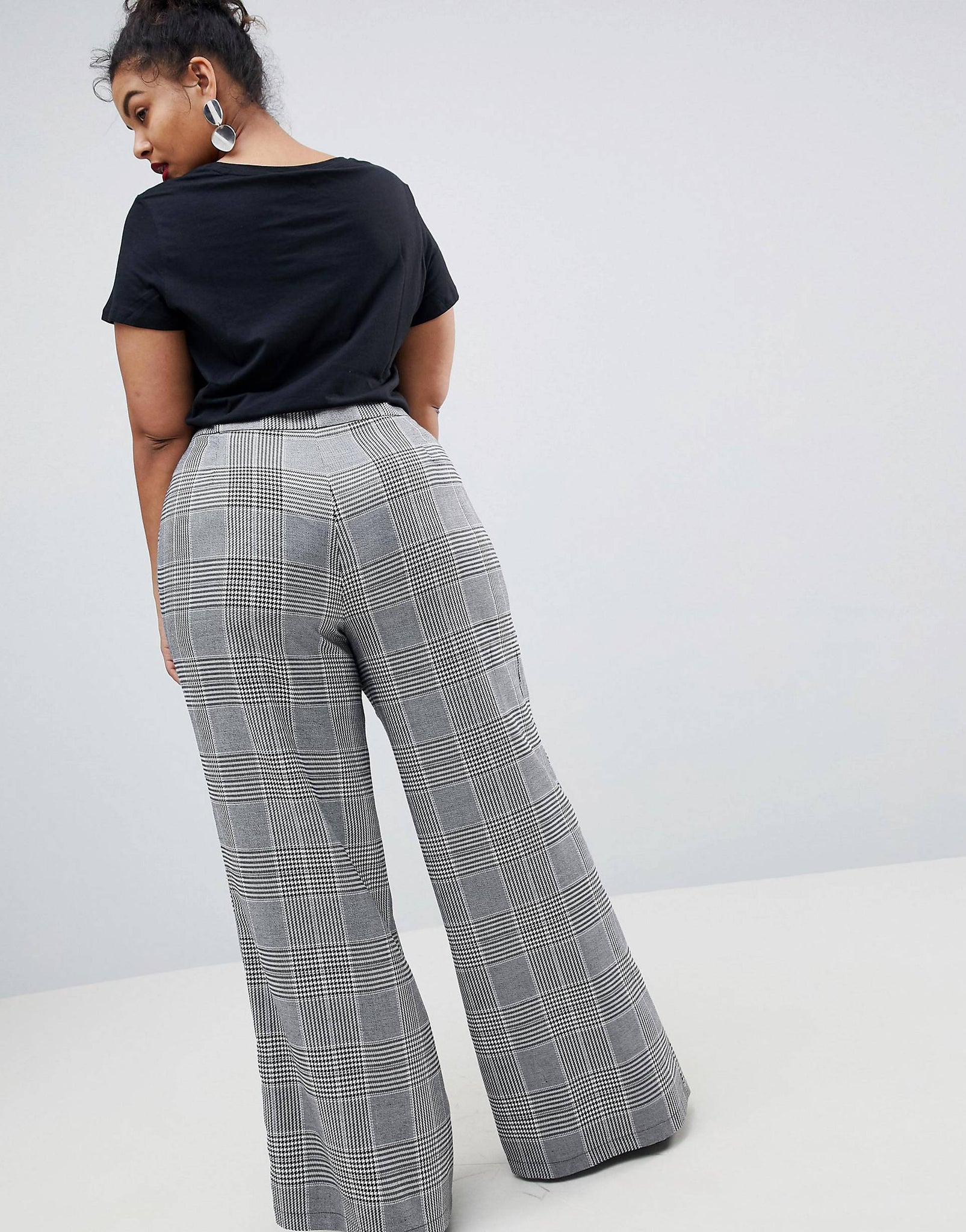 High Waist Trousers In Grey Prince Of Wales Check