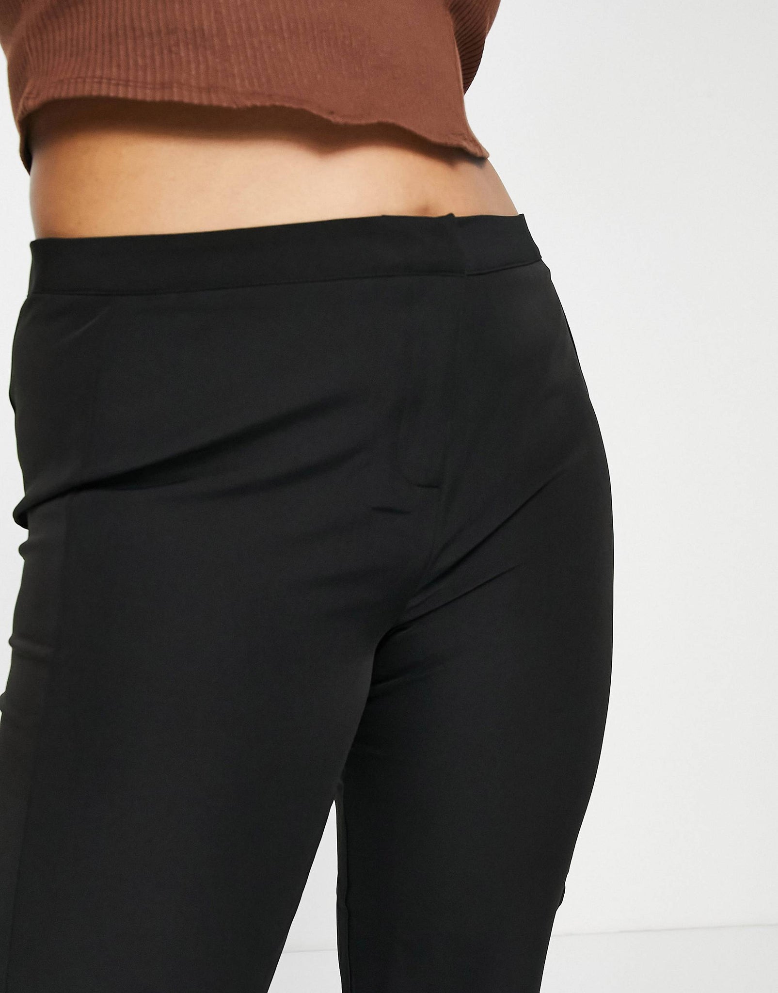 Hero Tailored Trousers In Black