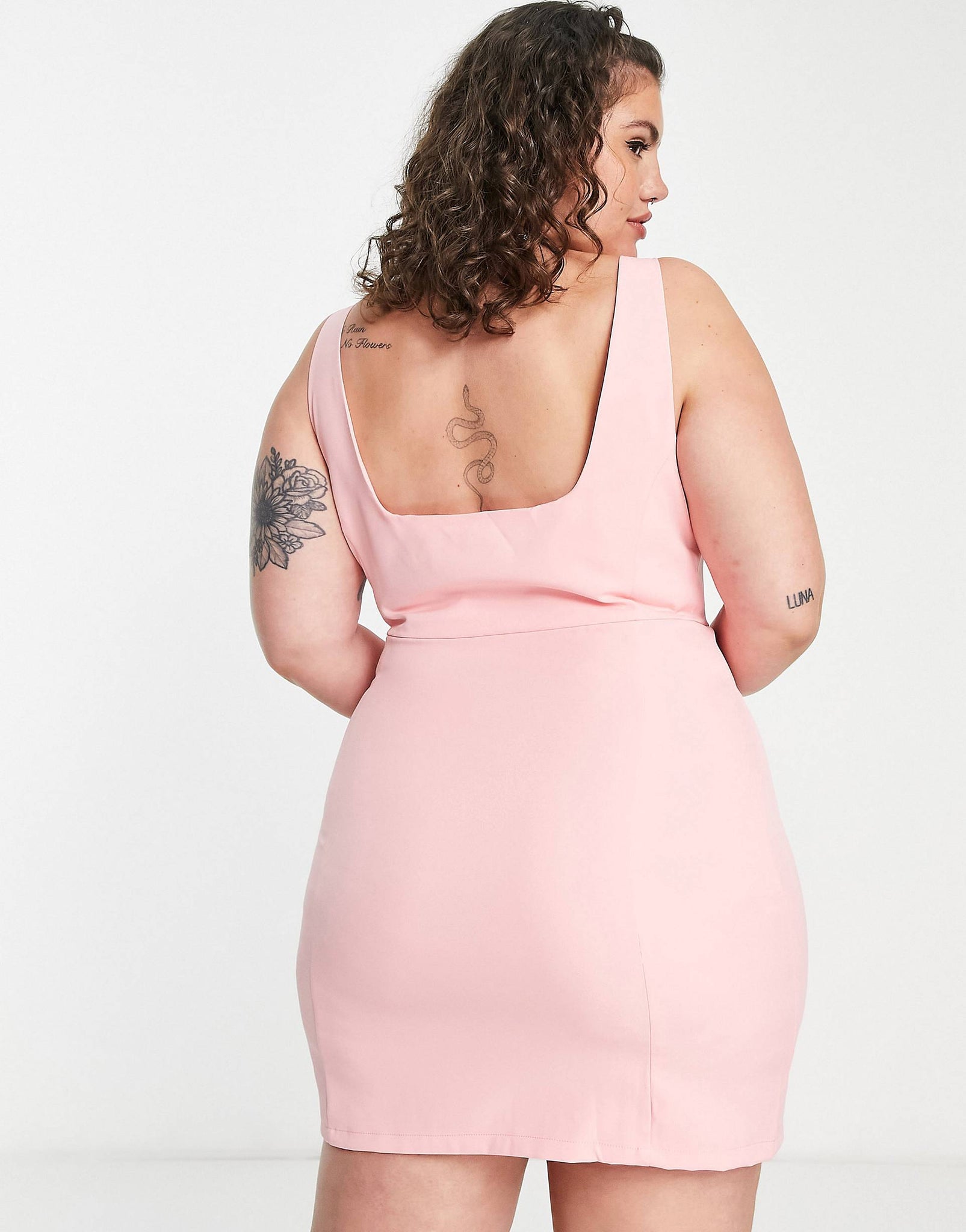 Plus structured bodycon dress in bubblegum pink