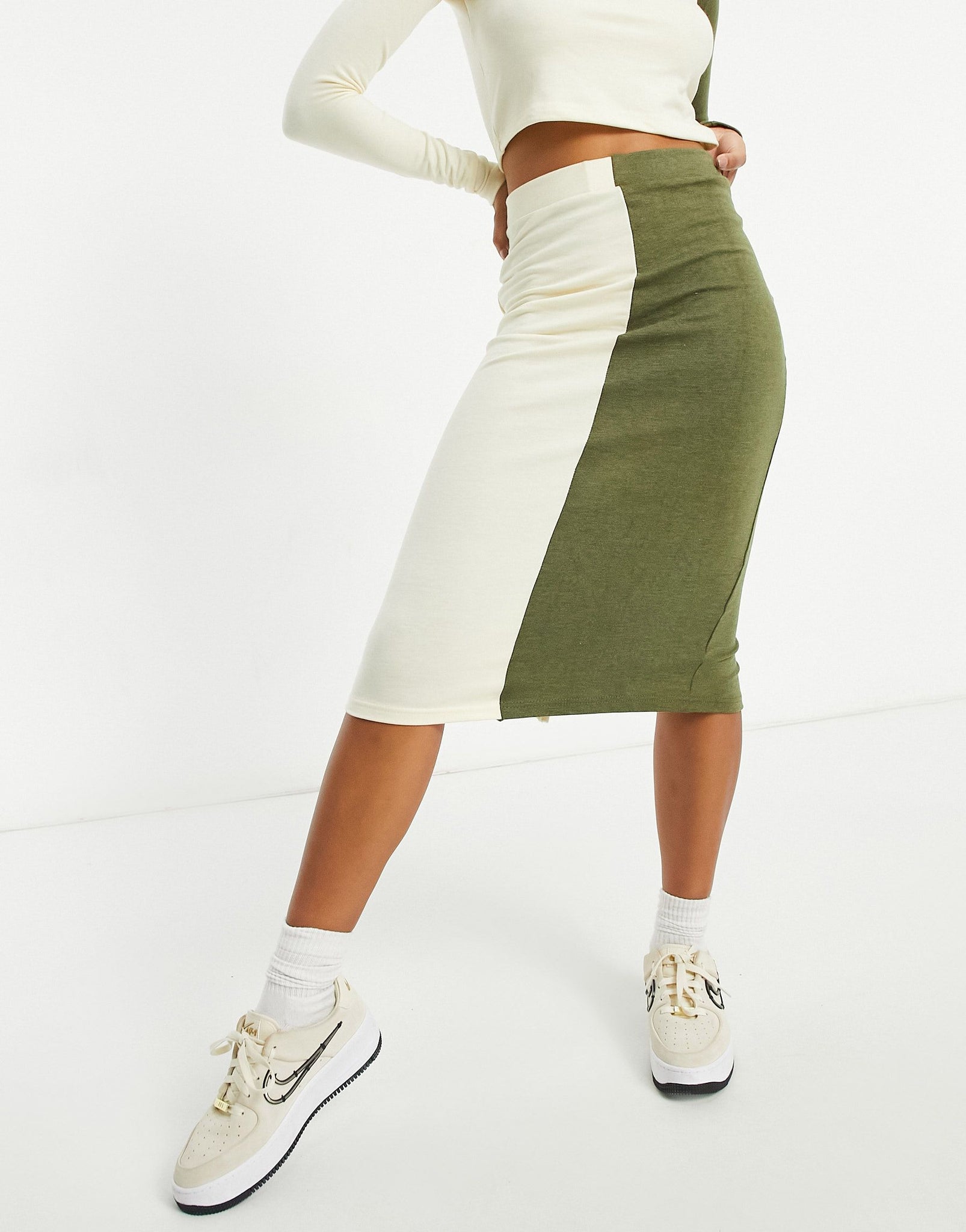 Unique21 Knitted Two Tone Midi Skirt In Ecru And Khaki