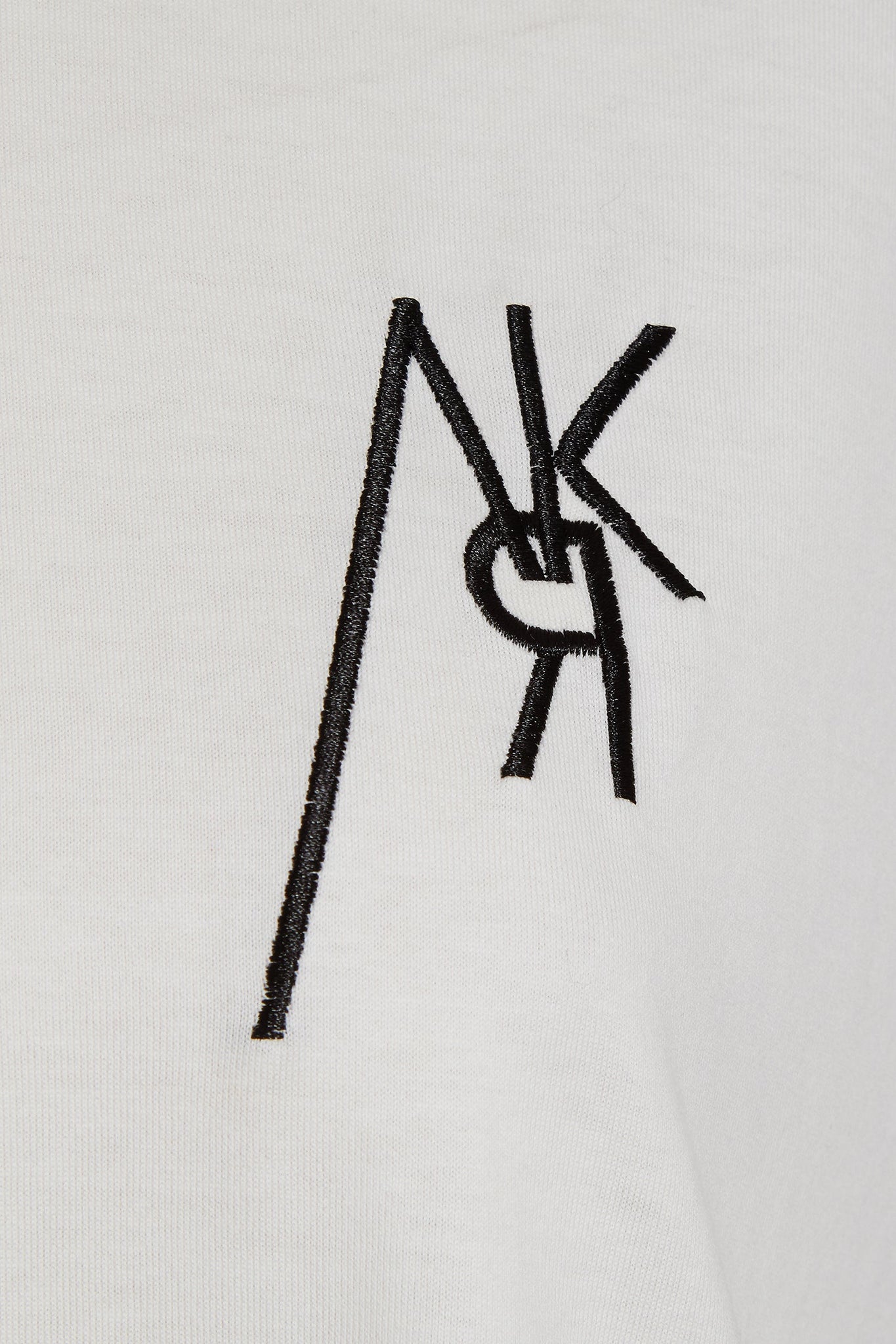 AKR EMBROIDERED T-SHIRT