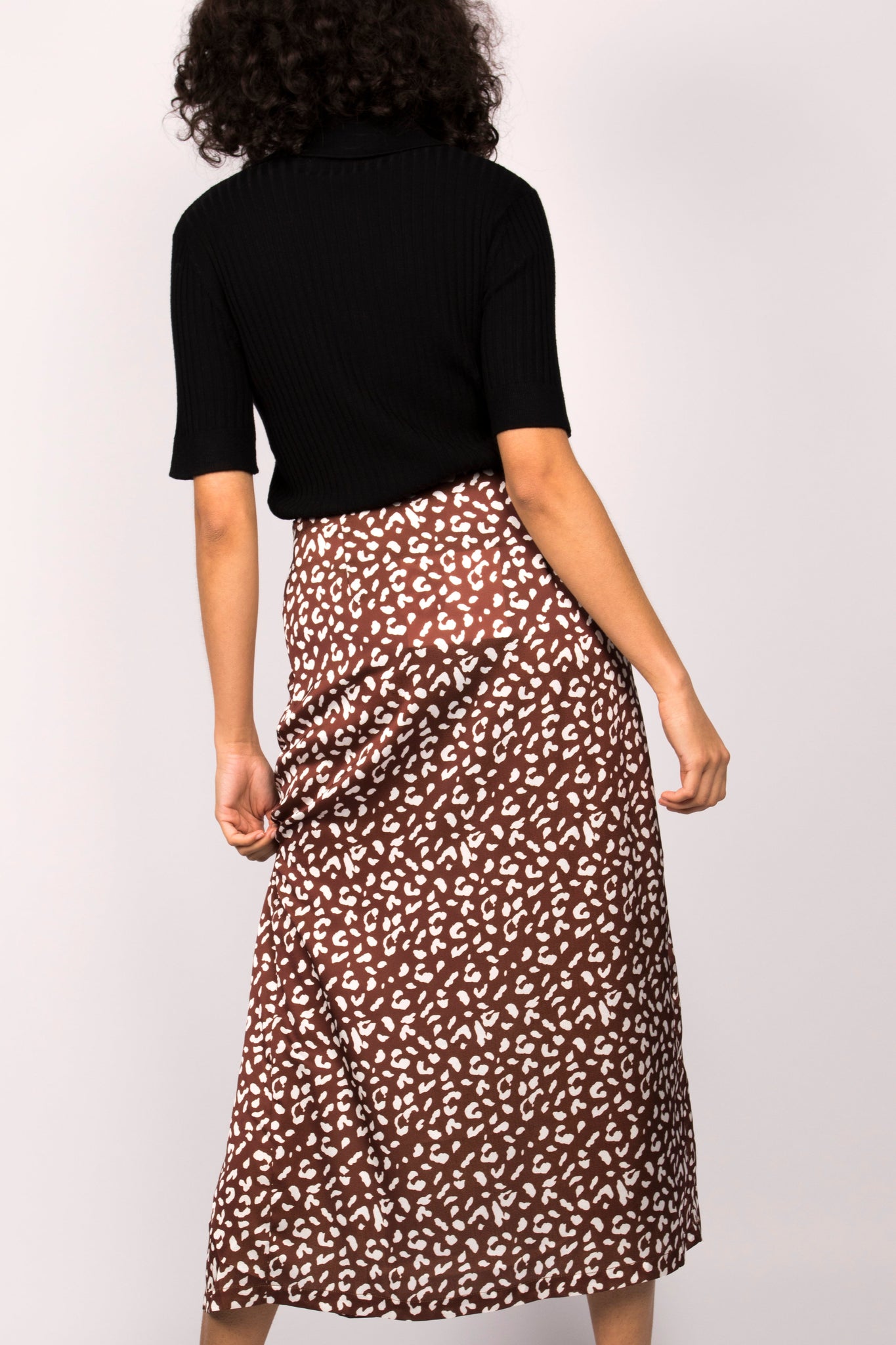 leopard print midi skirt from behind