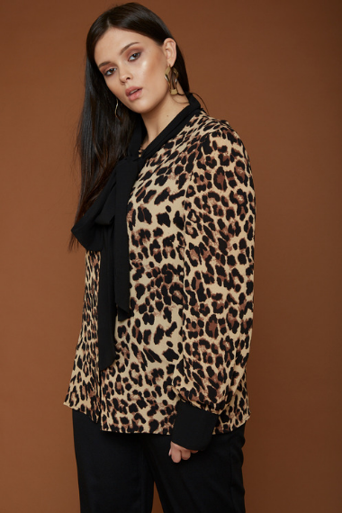 UNIQUE21 HERO Leopard Contrast Pussy Bow Blouse