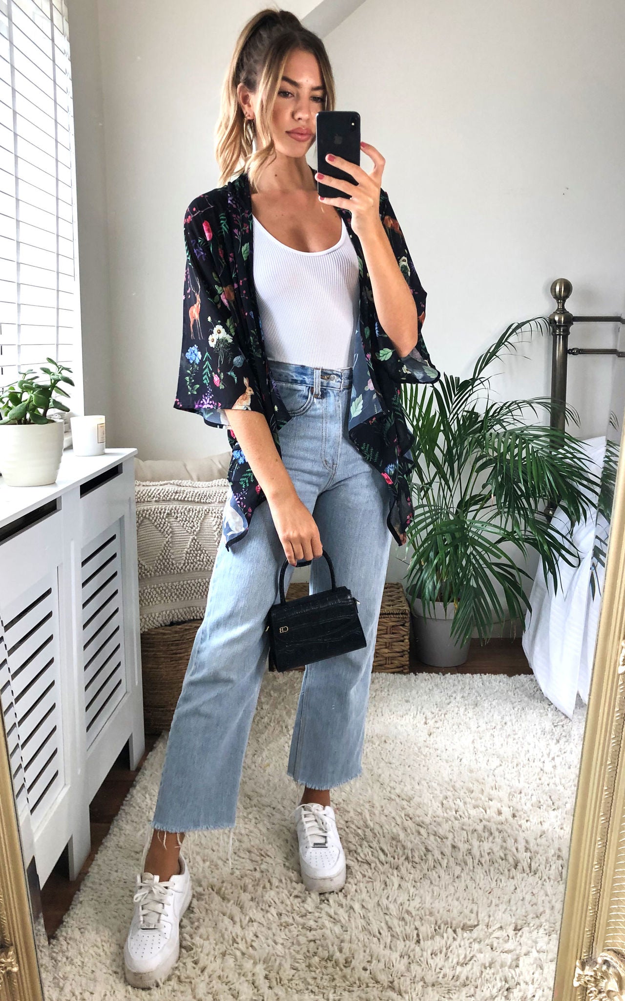 Unique21 Small Floral Kimino In Black