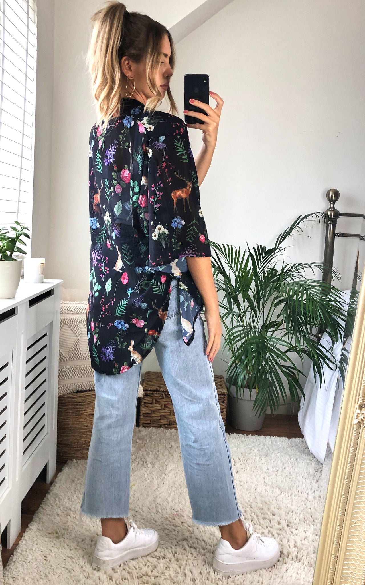 Unique21 Small Floral Kimino In Black